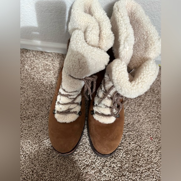 UGG Fraser Sheepskin Leather Combat Boots Sz 9 Chestnut, Comfort, Vacation - Picture 1 of 13